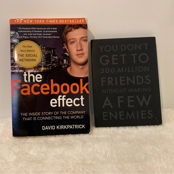 The Social Network DVD & The Facebook Effect Book - Picture 2 of 7